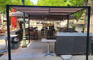 Hôtel Restaurant L'Oustaloun