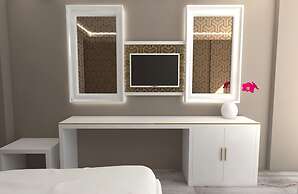 Deluxe Istanbul Resort Hotel