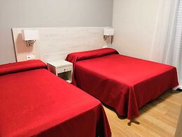 Hostal Restaurante Los Arcos