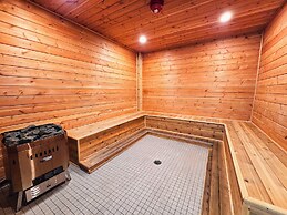 Mountain View Resort and Suites at Fairmont Hot Springs