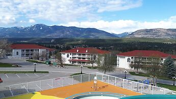 Mountain View Resort and Suites at Fairmont Hot Springs