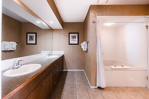 Mountain View Resort and Suites at Fairmont Hot Springs