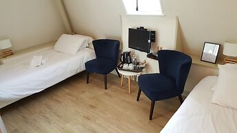 Castel Bayeux Guesthouse