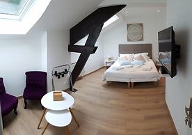 Castel Bayeux Guesthouse