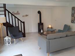 Castel Bayeux Guesthouse