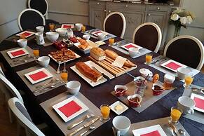 Castel Bayeux Guesthouse