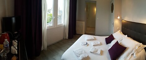 Castel Bayeux Guesthouse