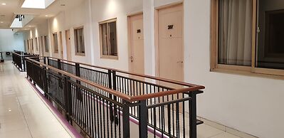 Hotel DeQur Jakarta Kota