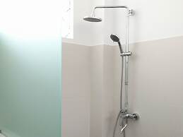 Yama Hotel & Rooftop Bar