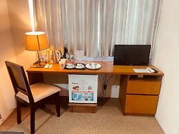 Yama Hotel & Rooftop Bar