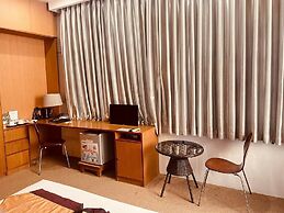 Yama Hotel & Rooftop Bar