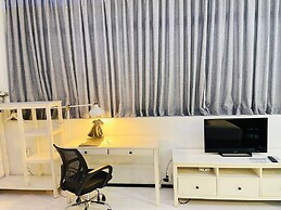 Yama Hotel & Rooftop Bar