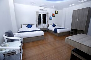 Cat Ba Central Hotel II - Hostel