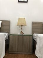 Cat Ba Central Hotel II - Hostel