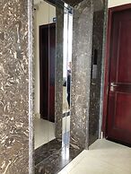 Cat Ba Central Hotel II - Hostel