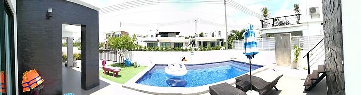 @CHAIN Pool Villa