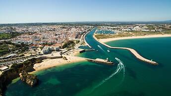 C7 - 3 Bed Luxury Penthause by DreamAlgarve