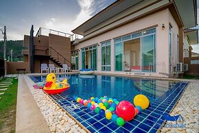 So Cool Pool Villa