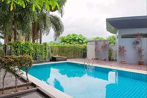 The Kris Condo by Knock-Knock