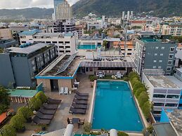 The Kris Condo by Knock-Knock