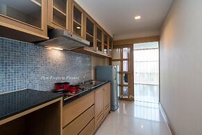 The Kris Condo by Knock-Knock