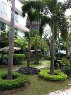 The Kris Condo by Knock-Knock