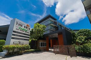 The Kris Condo by Knock-Knock