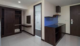 The Kris Condo by Knock-Knock