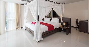 The Kris Condo by Knock-Knock