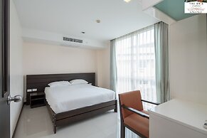 The Kris Condo by Knock-Knock