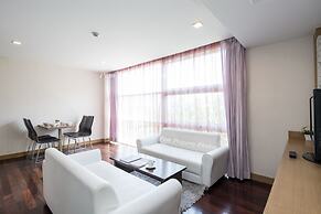 The Kris Condo by Knock-Knock