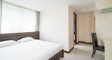 The Kris Condo by Knock-Knock