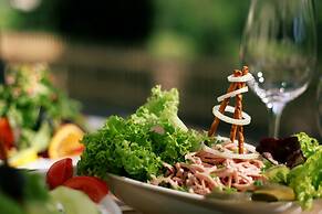 Hotel Gaststätte Rainhof Scheune