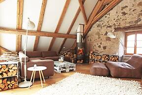 Hotel Gaststätte Rainhof Scheune