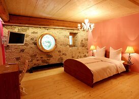 Hotel Gaststätte Rainhof Scheune