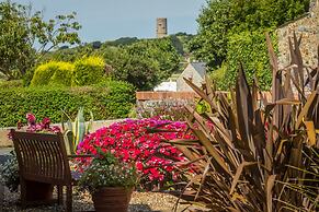 Beau Vallon Holiday Apartments