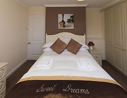 Beau Vallon Holiday Apartments