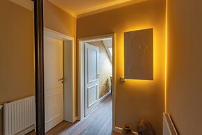 MOMENTS Boutique Hotel