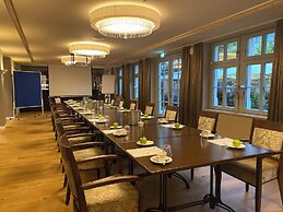 MOMENTS Boutique Hotel