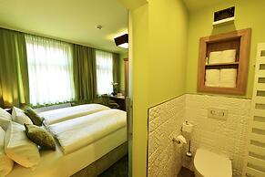 MOMENTS Boutique Hotel