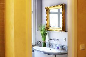 MOMENTS Boutique Hotel