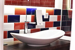 MOMENTS Boutique Hotel