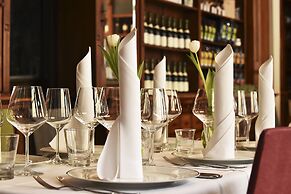 MOMENTS Boutique Hotel