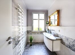 MOMENTS Boutique Hotel