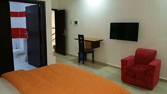 Eifell's Hotel's