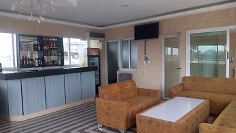 Eifell's Hotel's