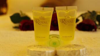 Golden Royal Hotel