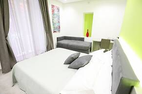 Toledo 16 Luxury Suites