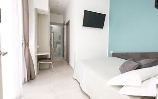 Toledo 16 Luxury Suites