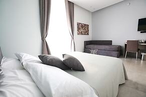 Toledo 16 Luxury Suites